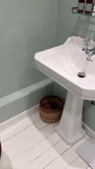 Hill End Shower Enclosure Installation - Professional plumbing work by Rosebourne Plumbing