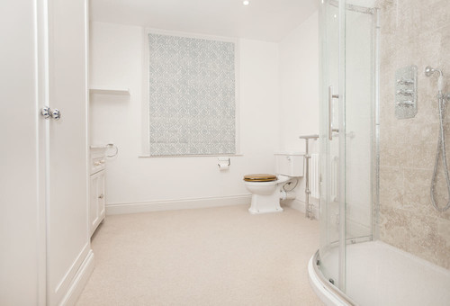Traditional Bathroom Final - Macfarlane Road, Shepherd's Bush - Professional plumbing work by Rosebourne Plumbing