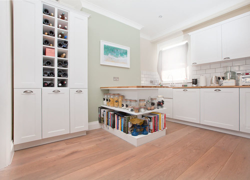 Traditional Kitchen - Marmion Road, Clapham Junction - Professional plumbing work by Rosebourne Plumbing