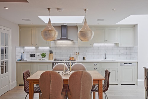 Modern Kitchen Layout - West Kensington - Professional plumbing work by Rosebourne Plumbing